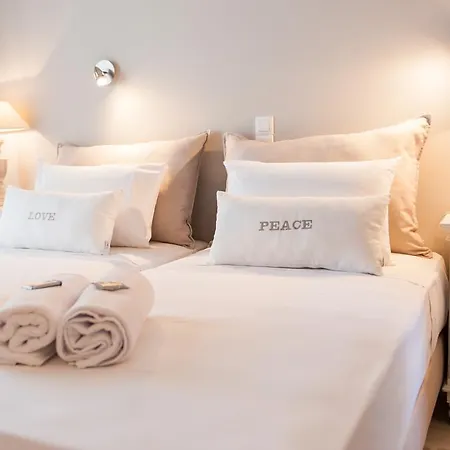 Anna Platanou パロス島