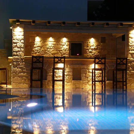 Anna Platanou ホテル パロス島