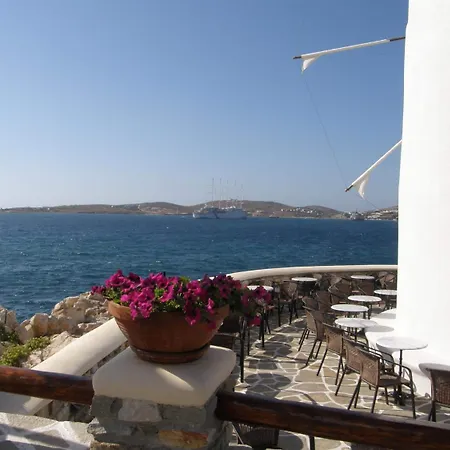 Anna Platanou ホテル *