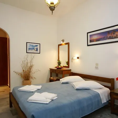 Anna Platanou ホテル