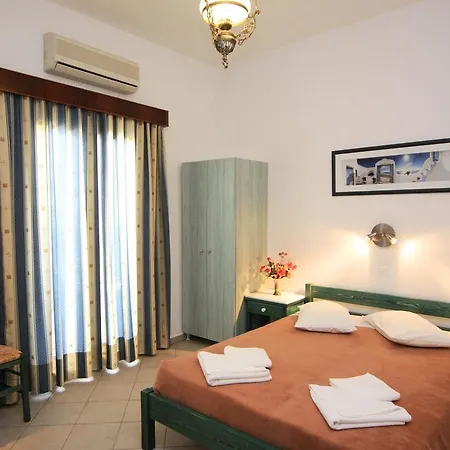 Hotel Anna Platanou *