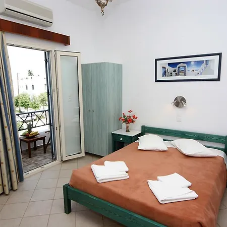 Anna Platanou ホテル *