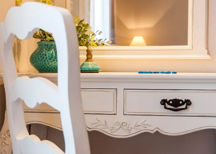 Anna Platanou Hotel *