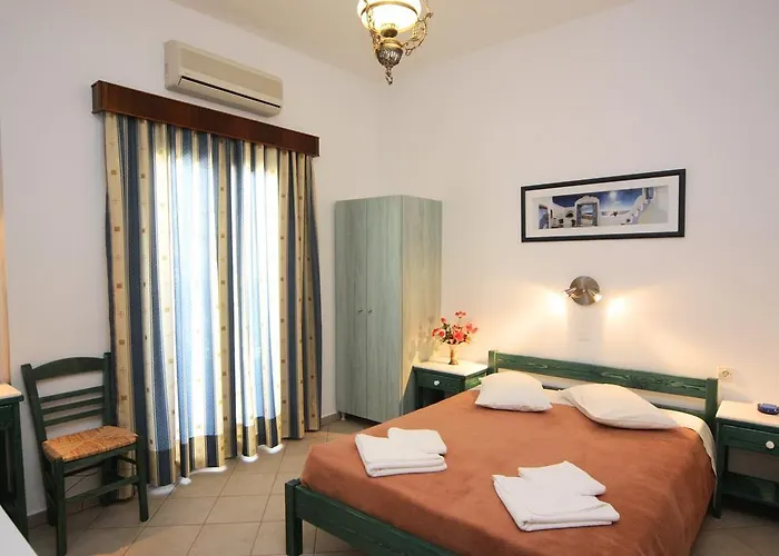 Hotel Anna Platanou *